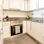 Florazar 2 Pool & Private Balcony