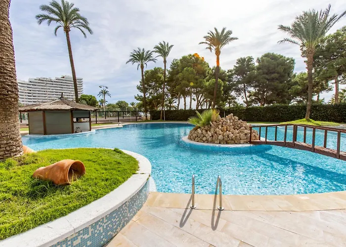 Florazar 2 Pool & Private Balcony Apartment